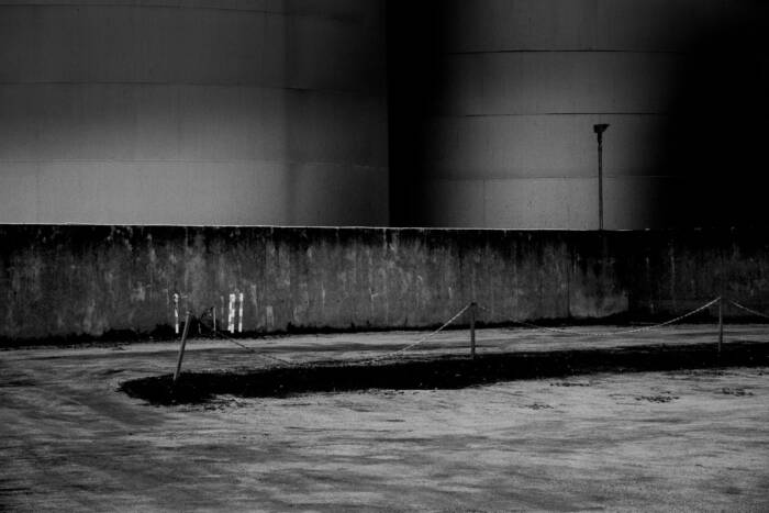 Parkplatz mit Kette